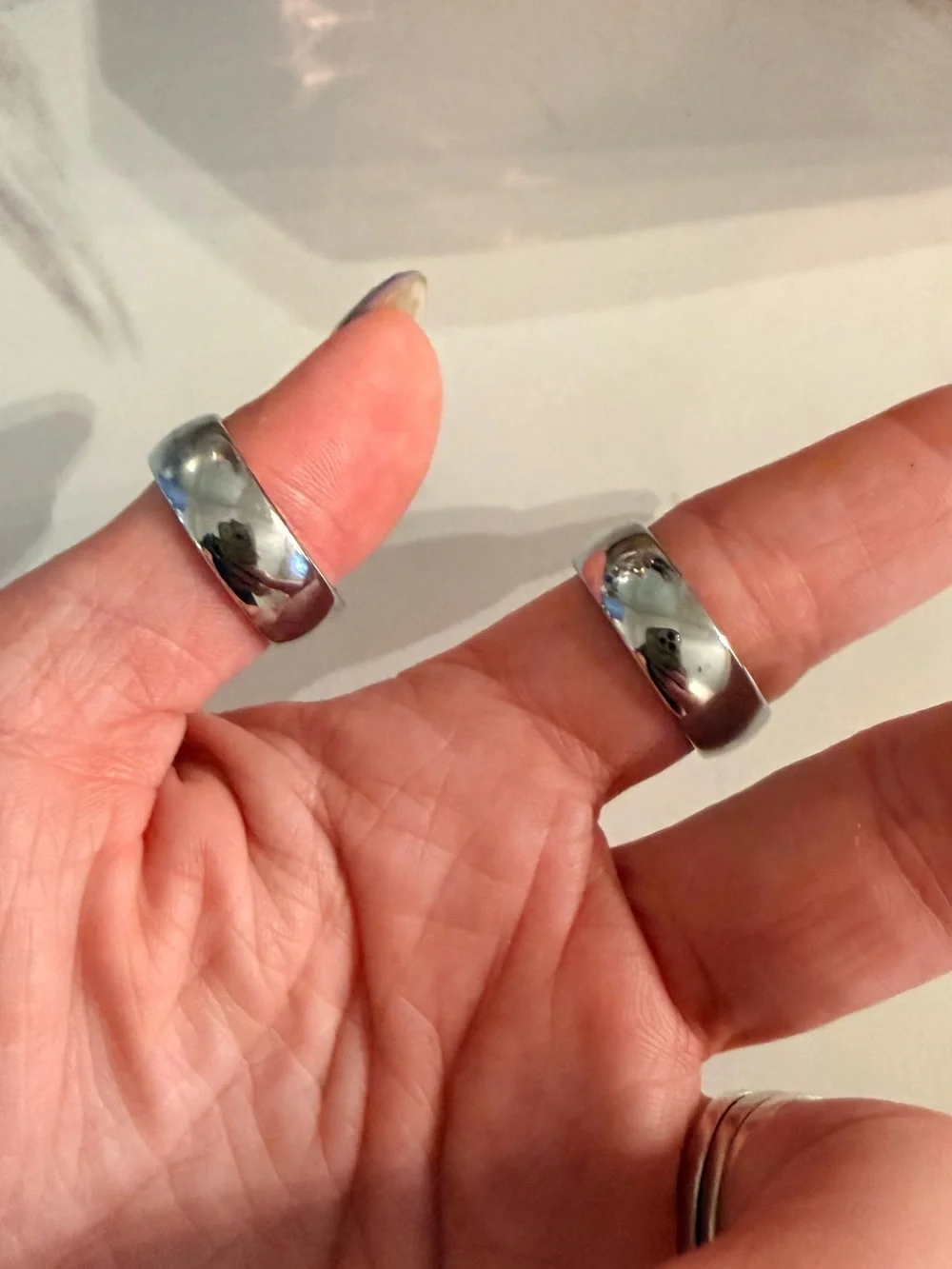CROWNAL Silver Tone Rings – Minimalist Smooth Bands, Size 10, 8mm (Set of 2)